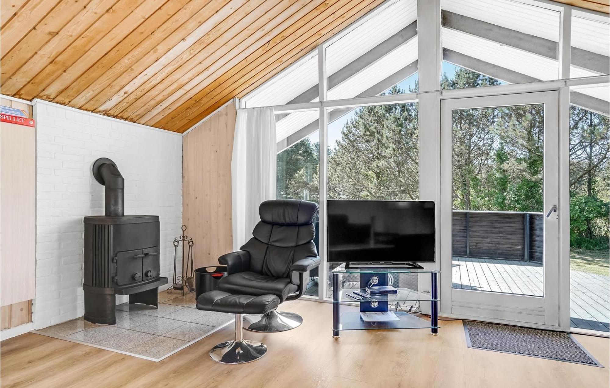 Amazing Home In Blavand With Wifi Exterior foto